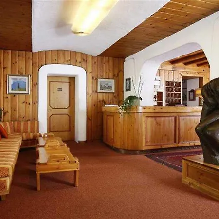 Otel Hotel Corona Cortina dʼAmpezzo