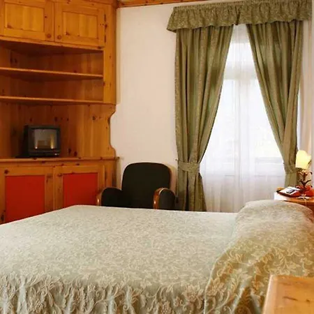 Otel Hotel Corona 3*