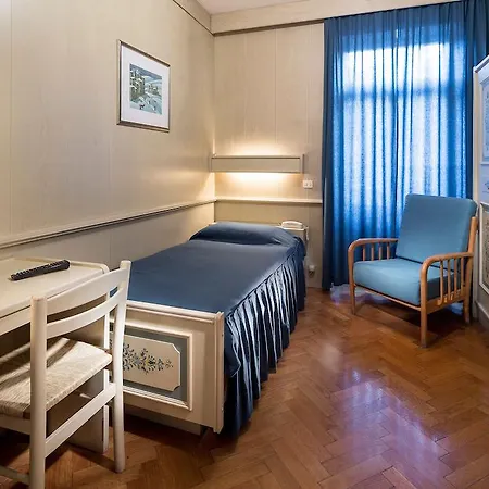 Otel Hotel Corona 3*